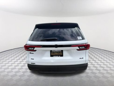 Used 2026 Toyota Grand Highlander AWD image 6
