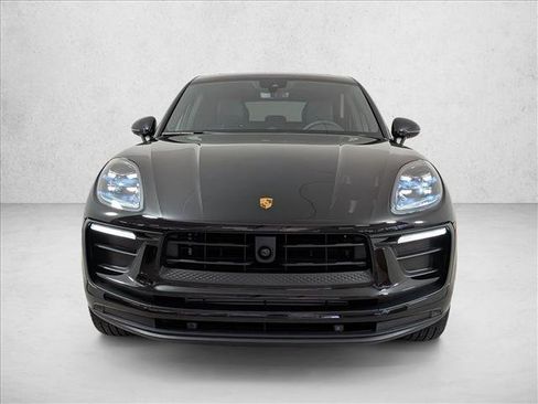 New 2026 Porsche Macan image 6