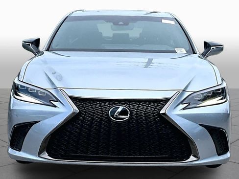 Used 2023 Lexus ES 300h F Sport FWD image 4