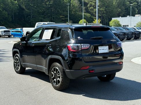 Used 2024 Jeep Compass Trailhawk AWD/4WD image 3