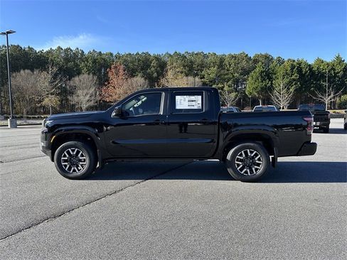 New 2026 Nissan Frontier SV image 5