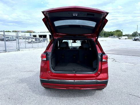 Used 2023 Chevrolet Equinox RS AWD/4WD image 21