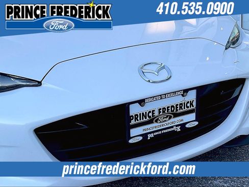 Used 2017 MAZDA MX-5 Miata RF Grand Touring image 25