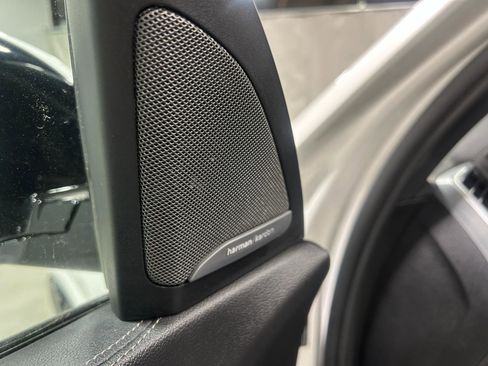 Used 2023 BMW X5 M50i w/ Executive Package image 12