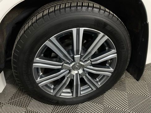 Used 2017 Lexus LX 570 4WD image 47