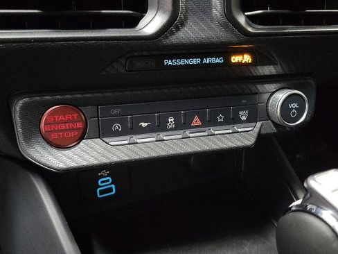 Used 2025 Ford Mustang GT RWD image 16