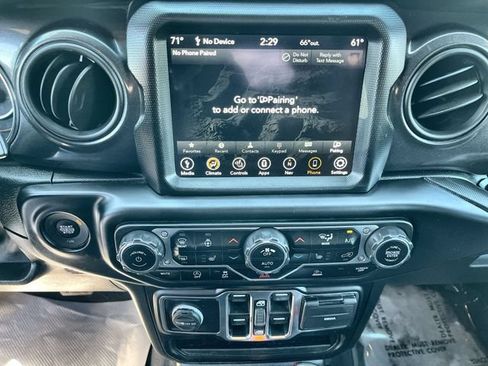 Used 2021 Jeep Wrangler Unlimited Sport AWD/4WD image 14