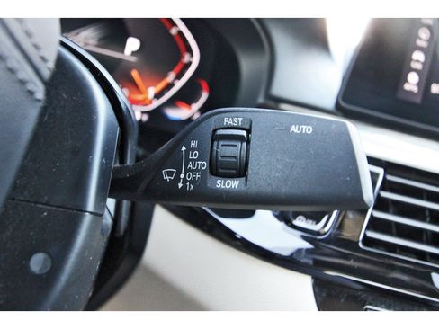 Used 2020 BMW 530i w/ Convenience Package image 20