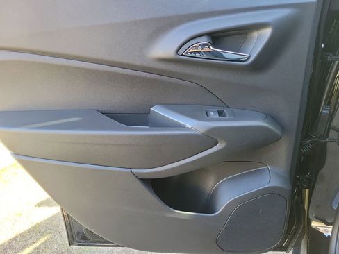 New 2026 Chevrolet Trax RS w/ Sunroof Package image 14