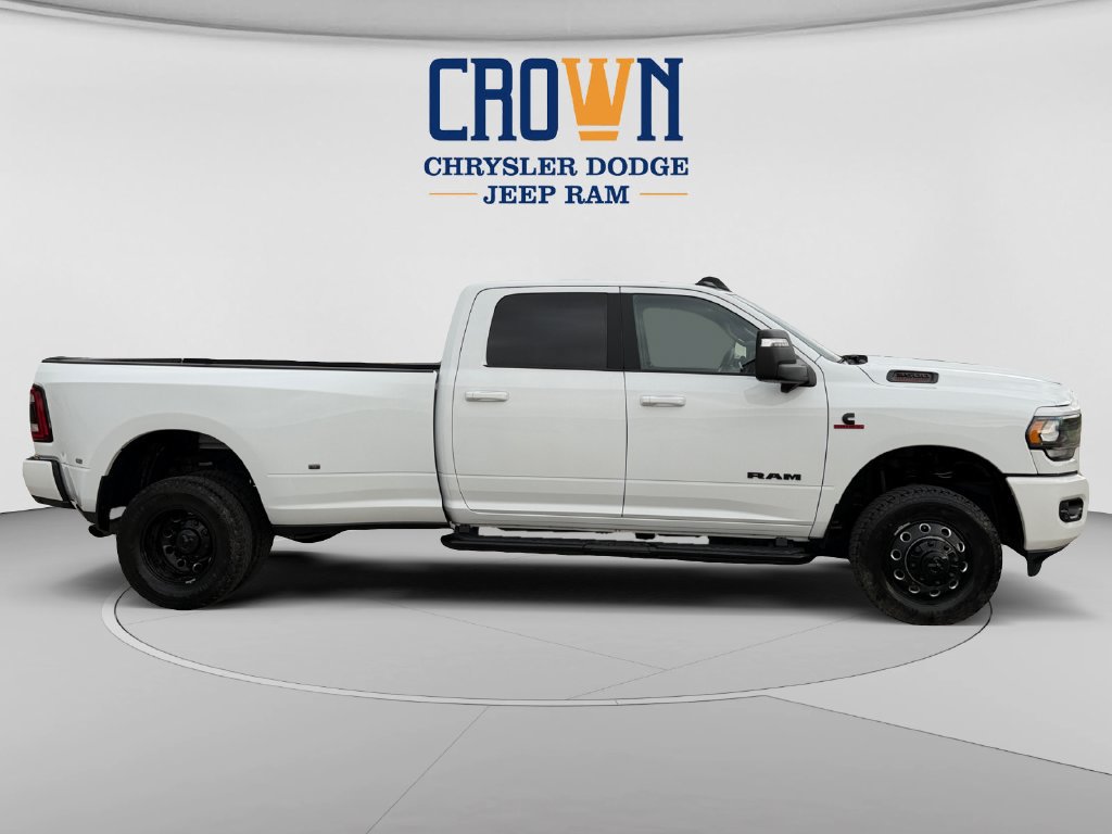Used 2024 RAM 3500 Big Horn w/ Night Edition AWD/4WD image 2