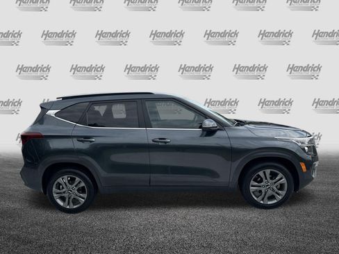 Used 2021 Kia Seltos S FWD image 11