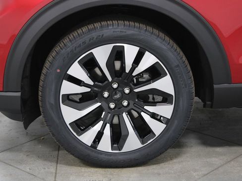 New 2026 Ford Explorer Platinum w/ LUX Leather Package image 18