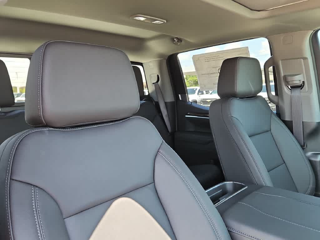 New 2026 Chevrolet Silverado 1500 RST w/ Z71 Off-Road Package AWD/4WD image 18