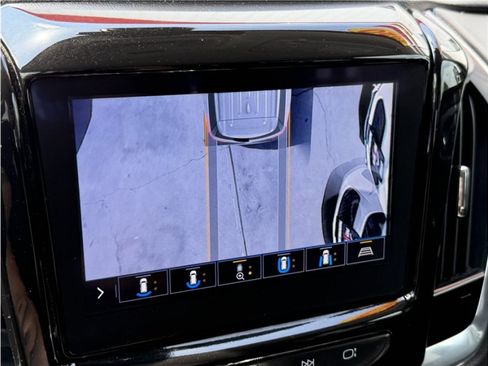 Used 2020 Chevrolet Traverse Premier FWD image 52