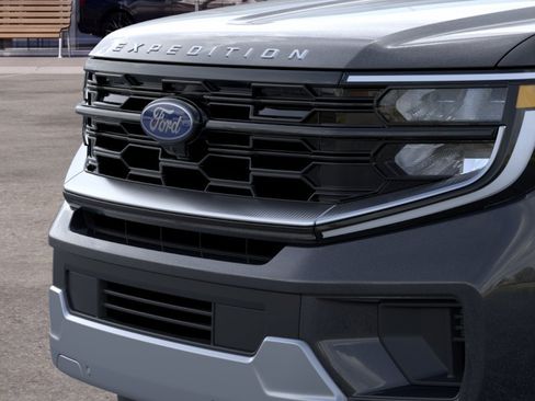 New 2026 Ford Expedition Platinum AWD/4WD image 17