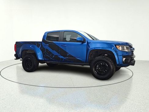 Used 2021 Chevrolet Colorado LT AWD/4WD image 2