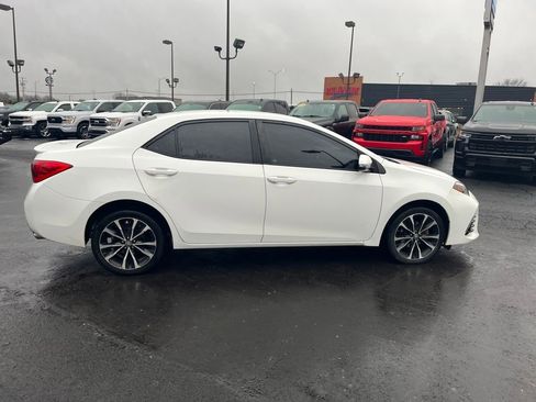 Used 2017 Toyota Corolla SE image 6