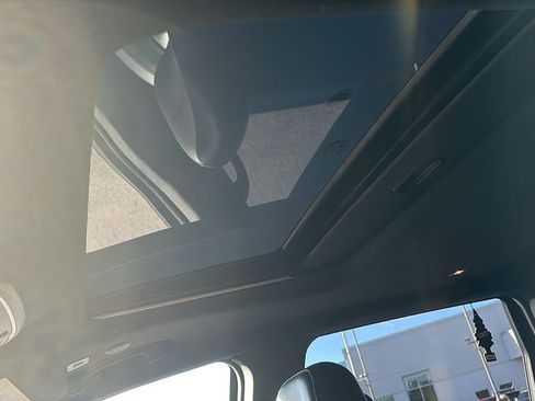 Used 2019 Jeep Grand Cherokee Altitude image 23