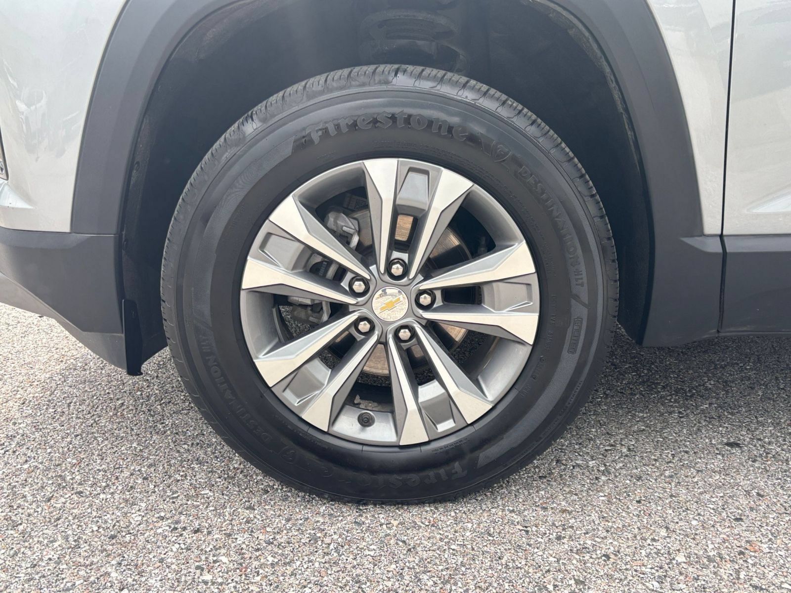 Used 2025 Chevrolet Equinox LT FWD image 29