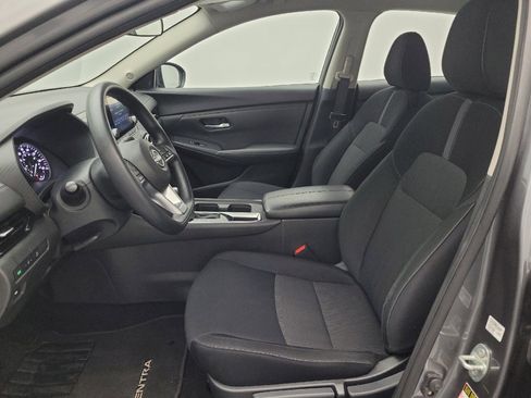 Used 2025 Nissan Sentra SV FWD image 17