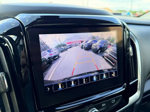 Used 2021 Chevrolet Traverse Premier w/ Redline Edition AWD/4WD image 19