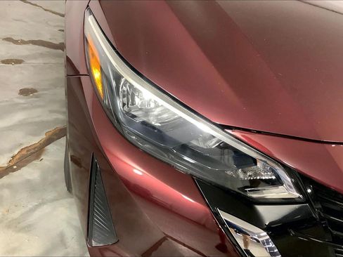 Used 2024 Nissan Sentra SV FWD image 26