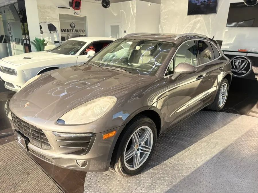 Used 2016 Porsche Macan S AWD/4WD image 2