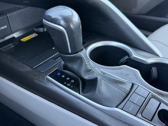 Used 2023 Toyota Camry XLE FWD image 18