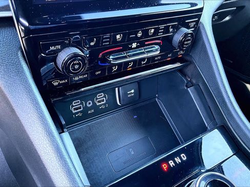 Used 2024 Jeep Grand Cherokee Limited 4xe image 33