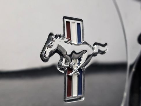 Used 1993 Ford Mustang GT image 32