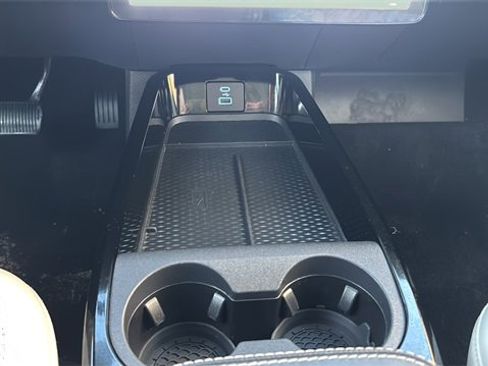 Used 2021 Ford Mustang Mach-E Premium image 18