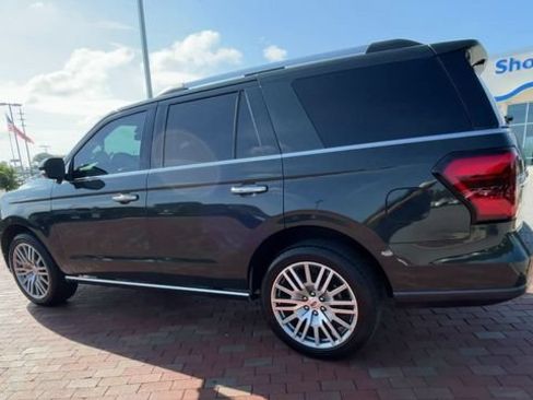 Used 2023 Ford Expedition Limited RWD image 7