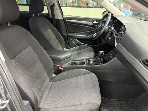 Used 2019 Volkswagen Jetta SE image 14