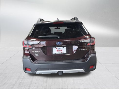 Certified 2025 Subaru Outback Limited AWD/4WD image 6