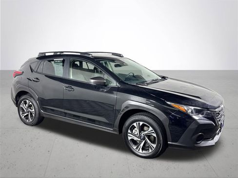 Certified 2025 Subaru Crosstrek 2.0i Premium w/ Crosstrek Mirror Package image 5