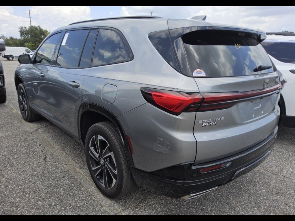 Used 2026 Buick Enclave Sport Touring w/ Power Package FWD image 7