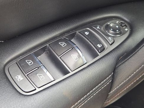 Used 2018 INFINITI QX80 4WD image 34