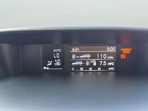 Used 2018 Subaru Forester 2.5i Premium w/ Popular Package #3B AWD/4WD image 30