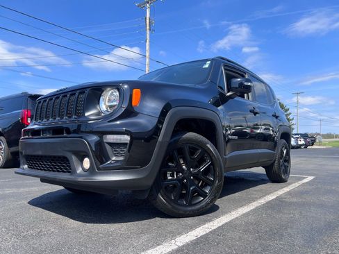 Used 2023 Jeep Renegade Altitude image 15
