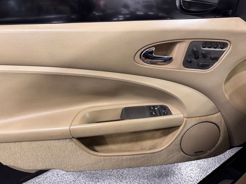 Used 2007 Jaguar XKR R image 20