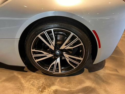 Used 2014 BMW i8 AWD/4WD image 11