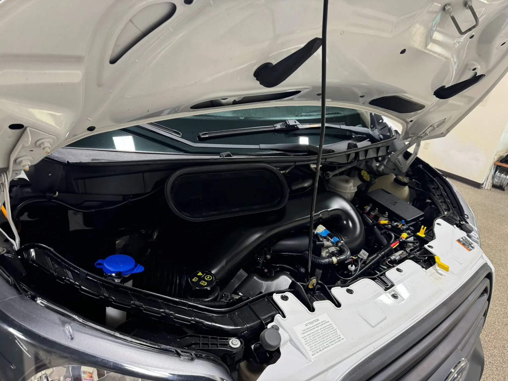 Used 2016 Ford Transit 150 130 Medium Roof RWD image 60