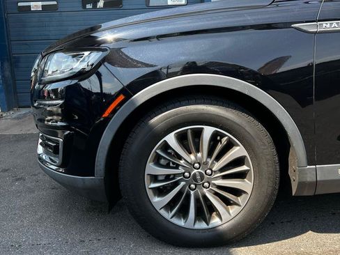 Used 2020 Lincoln Nautilus Reserve AWD/4WD image 2