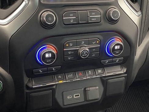 Used 2021 Chevrolet Silverado 1500 LT image 18