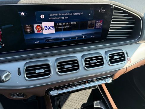 Used 2025 Mercedes-Benz GLE 350 4MATIC image 19
