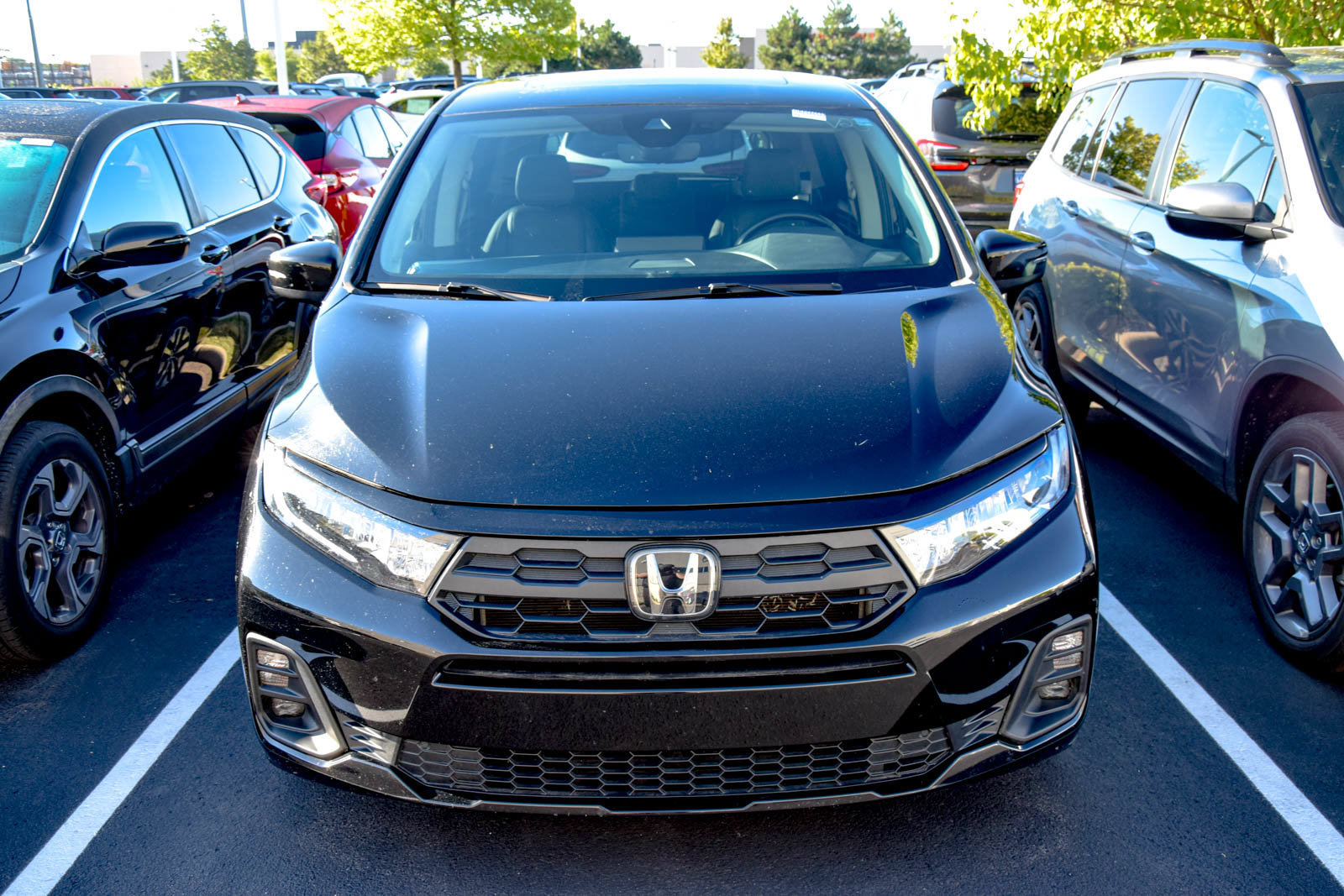 Used 2025 Honda Odyssey EX-L image 3