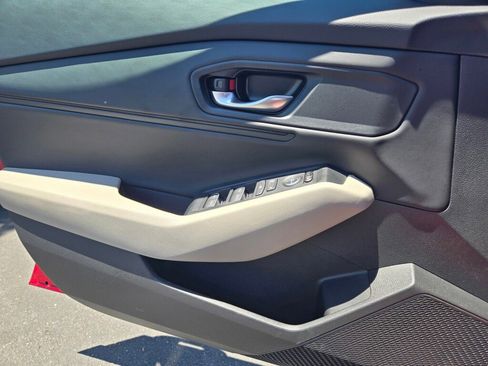 Certified 2024 Honda Accord EX image 22