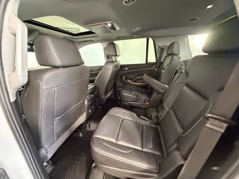 Used 2018 Chevrolet Tahoe Premier AWD/4WD image 17
