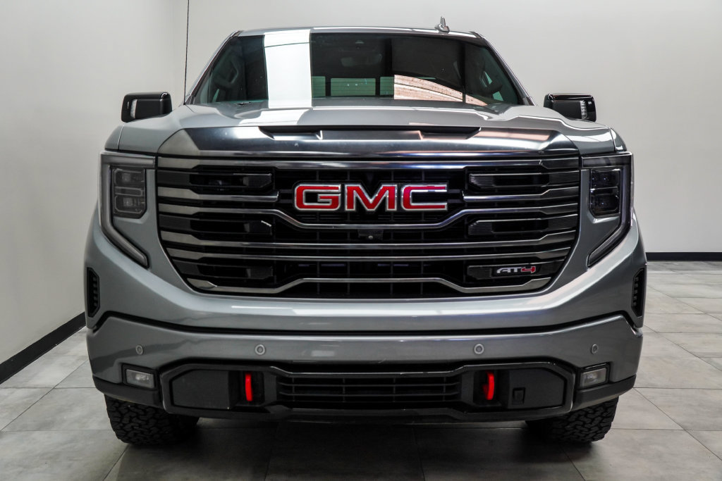 Used 2023 GMC Sierra 1500 AT4 w/ Technology Package AWD/4WD image 7