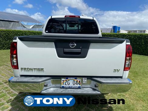 Used 2019 Nissan Frontier SV RWD image 6